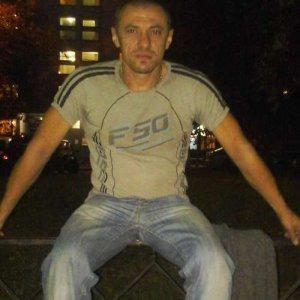 Павел Ловяго, 44 года